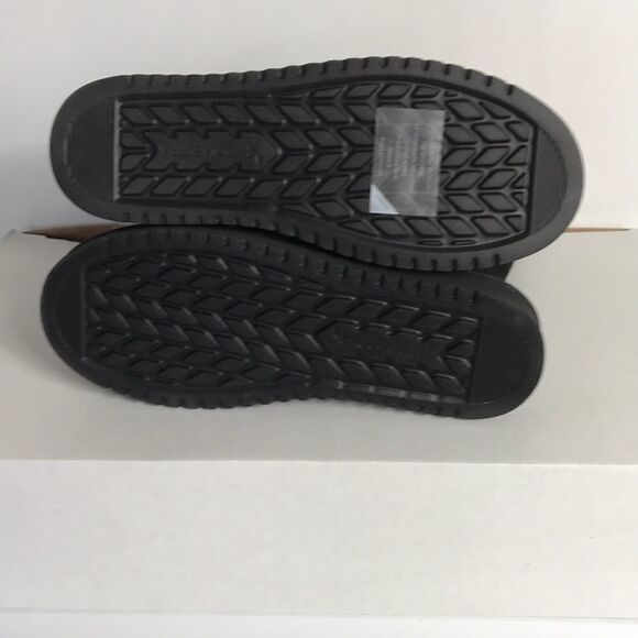 Koolaburra by UGG Koola Suede Short Boots - Picture 6 of 7